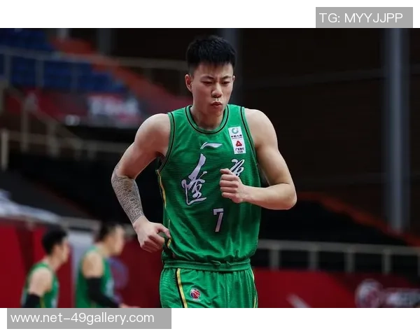 张镇麟的篮球之路从青涩少年到CBA明星的成长故事